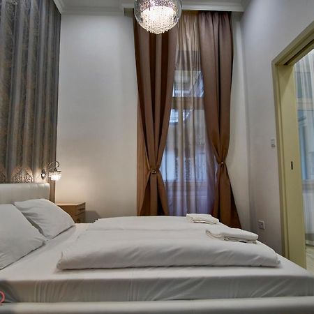 G7 Budapest - Hostaid 外观 照片
